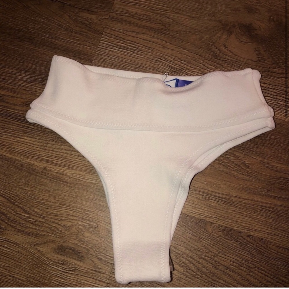 Bound by bond eye the Cary white bikini bottoms O/S